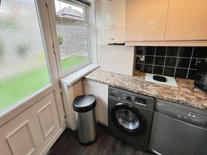 Utility room- click for photo gallery